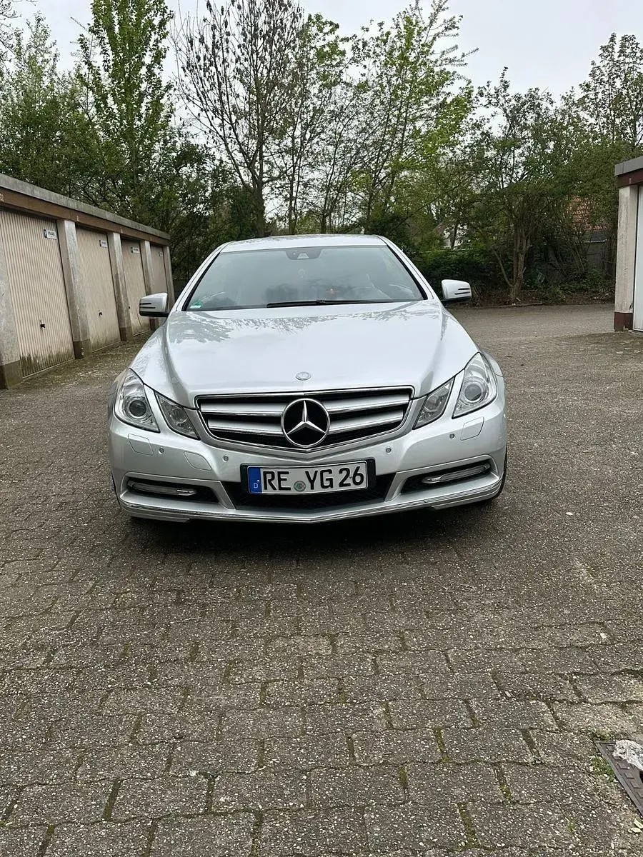 Occasion Mercedes E200 184 ch (135 kW) 2011 Argent Coupé