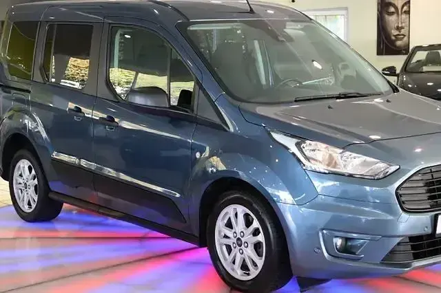 Gebraucht Ford Tourneo Connect 101 PS (74 kW) 2019 Blau Van / Kleinbus