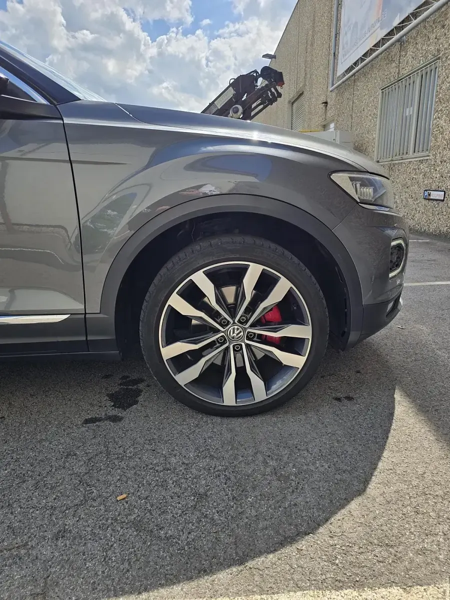 Gebraucht VW T-Roc 190 PS (139 kW) 2018 Grau SUV