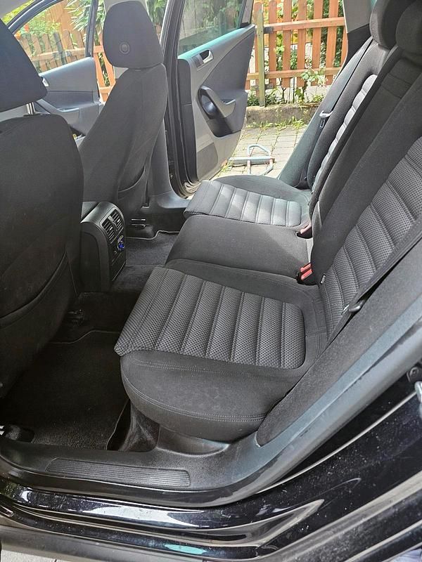 Gebraucht VW Passat 140 PS (102 kW) 2009 Schwarz Kombi