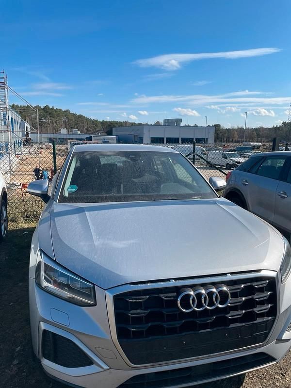 Gebraucht Audi Q2 150 PS (110 kW) 2023 Grau SUV
