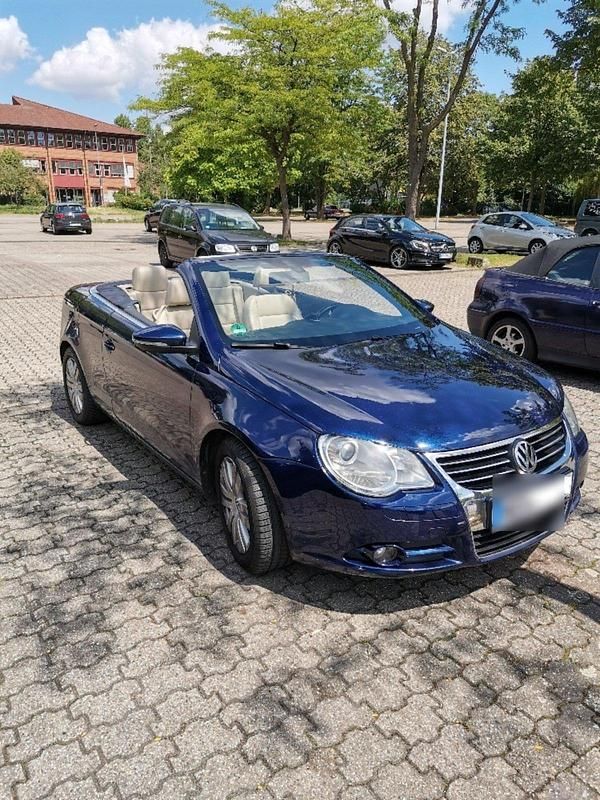 Blau Gebraucht 2009 VW Eos Cabrio | 5.900 € (Fairer Preis) - Bild 1/4