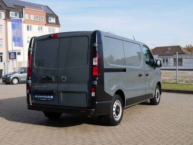 Gebraucht Nissan Primastar Acenta 131 PS (96 kW) 2022 Othercolor Van / Kleinbus