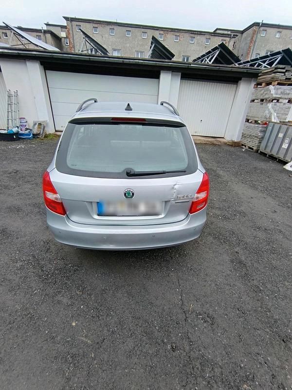 Gebraucht Skoda Fabia 75 PS (55 kW) 2012 Kombi