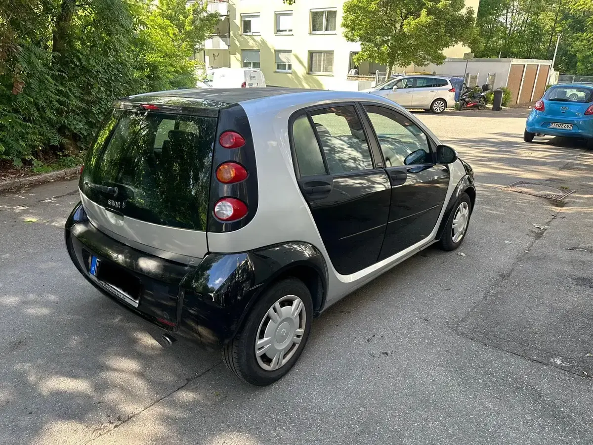 Gebraucht Smart ForFour 95 PS (69 kW) 2004 Schwarz Kleinwagen