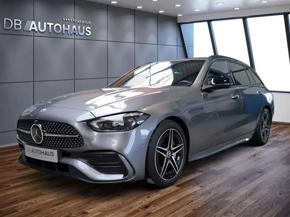 Gebraucht Mercedes C220 AMG Line Premium 200 PS (147 kW) 2024 Kombi