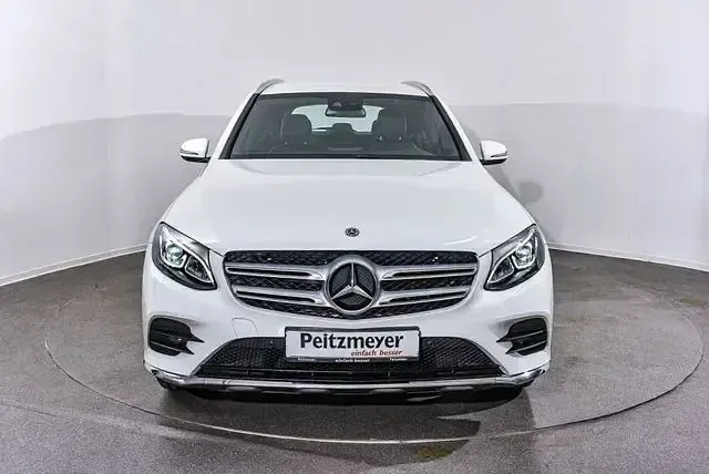 Gebraucht Mercedes GLC220 AMG line 170 PS (125 kW) 2018 Weiß SUV