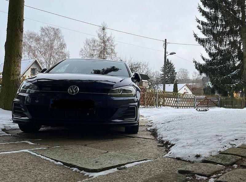 Gebraucht VW Golf VII GTE 204 PS (150 kW) 2017 Blau Limousine
