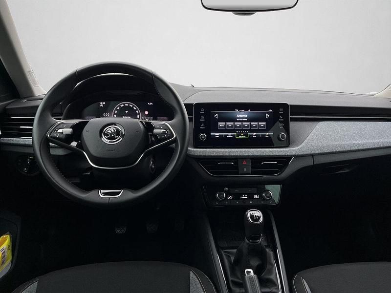 Gebraucht Skoda Kamiq Selection 95 PS (69 kW) 2024 Graphitegrau metallic SUV