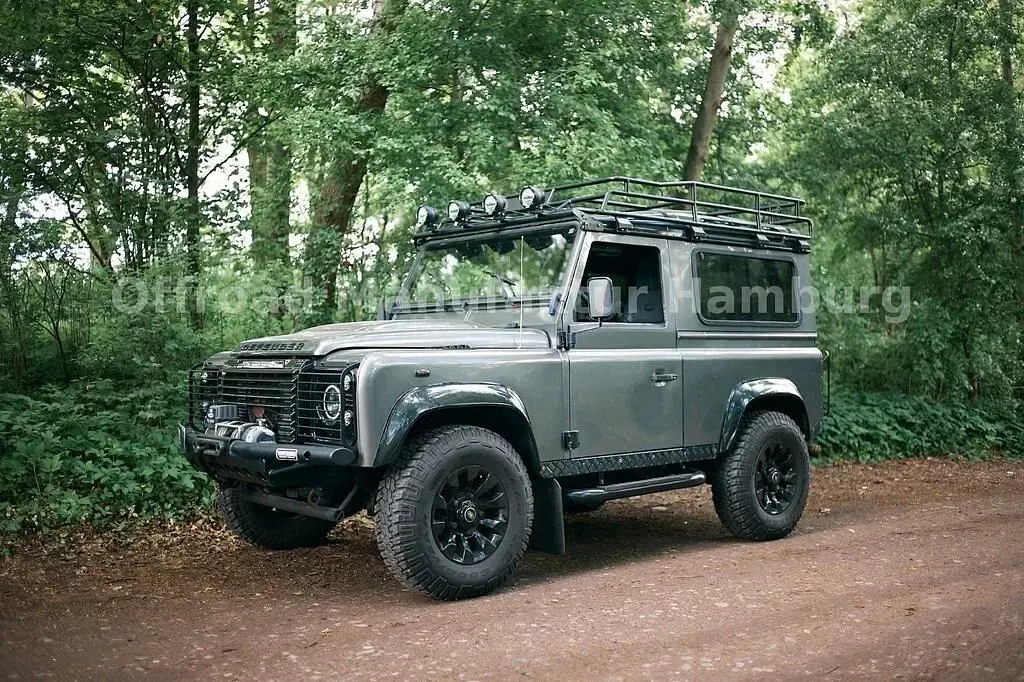 Gebraucht Land Rover Defender 122 PS (89 kW) 2015 Grau Kombi