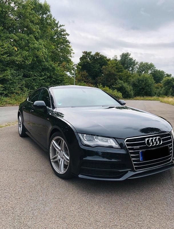 Schwarz Gebraucht 2013 Audi A7 Sportback S-Line Kleinwagen | 21.900 € (Teuer) - Bild 1/4