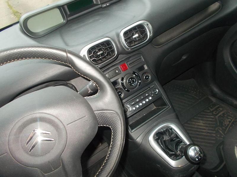 Gebraucht Citroën C3 Picasso Tendance 109 PS (80 kW) 2010 Gris aluminium Van / Kleinbus