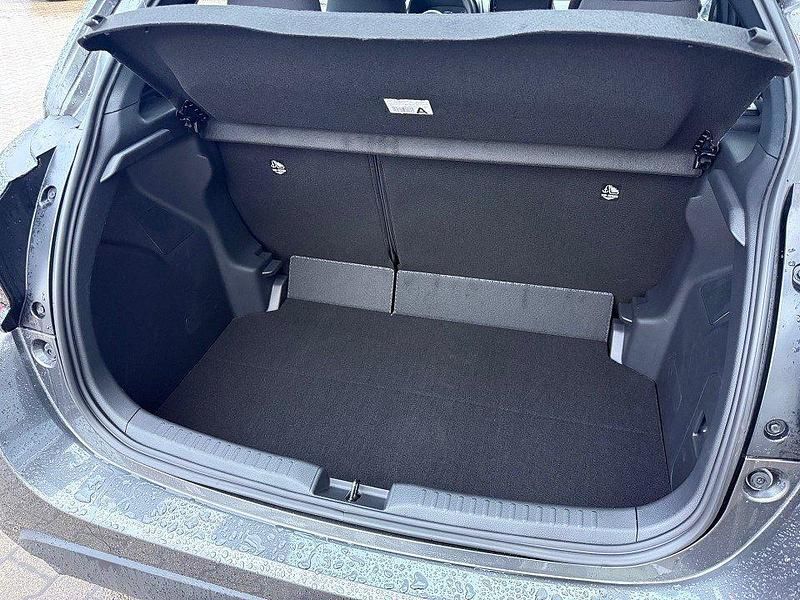 Neu Mazda 2 Center-Line 116 PS (85 kW) 2025 Grau Kleinwagen