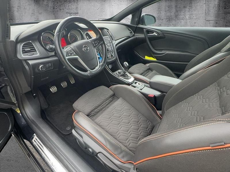 Gebraucht Opel Cascada 194 PS (142 kW) 2015 Schwarz Cabrio