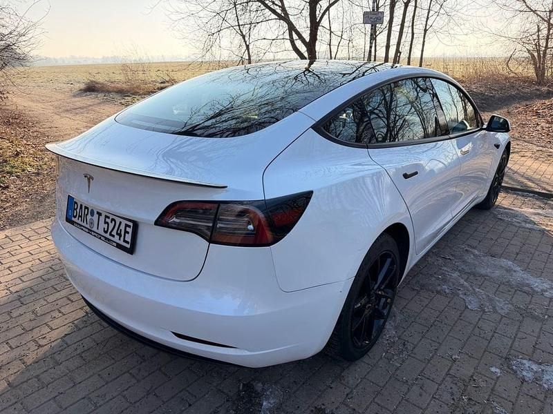 Gebraucht Tesla Model 3 Long Range RWD 208 kW (283 PS) 2023 Weiß Limousine