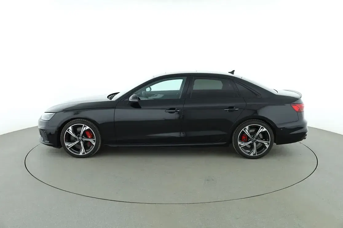Second-hand Audi S4 Business 2024 Negru Berlinǎ