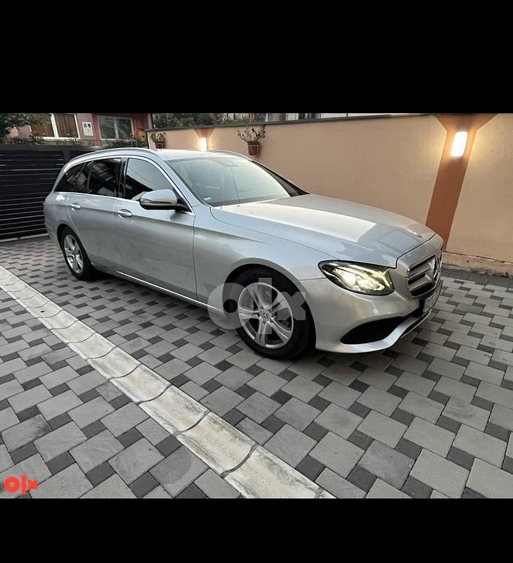 Gebraucht Mercedes E220 194 PS (142 kW) 2017 Silber Kombi