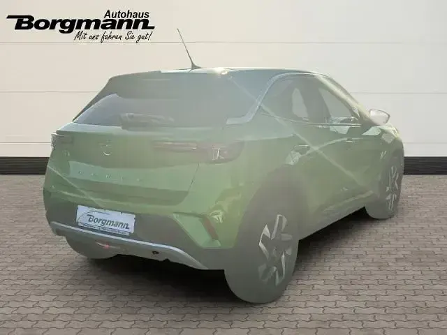Usado Opel Mokka Elegance 101 HP (74 kW) 2022 Verde SUV