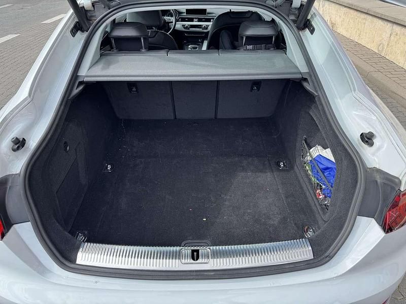 Gebraucht Audi A5 Design 190 PS (139 kW) 2017 Weiß Coupé