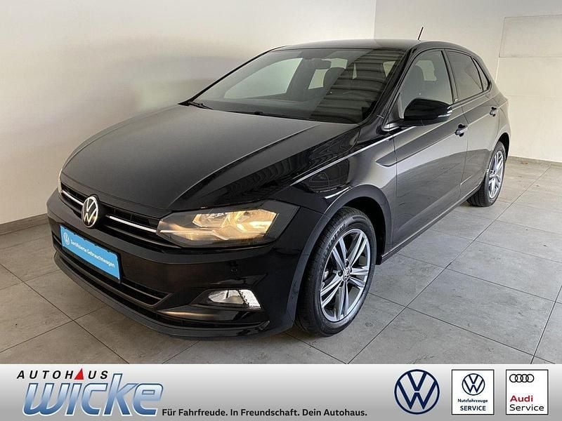 Schwarz Gebraucht 2021 VW Polo United Limousine | 14.480 € (Superpreis) - Bild 1/4