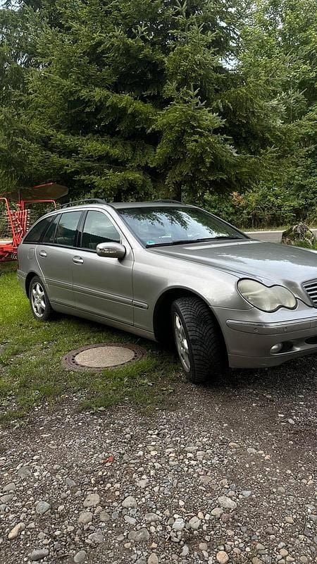 Silber Gebraucht 2003 Mercedes C270 Kombi | 2.125 € (Guter Preis) - Bild 1/4