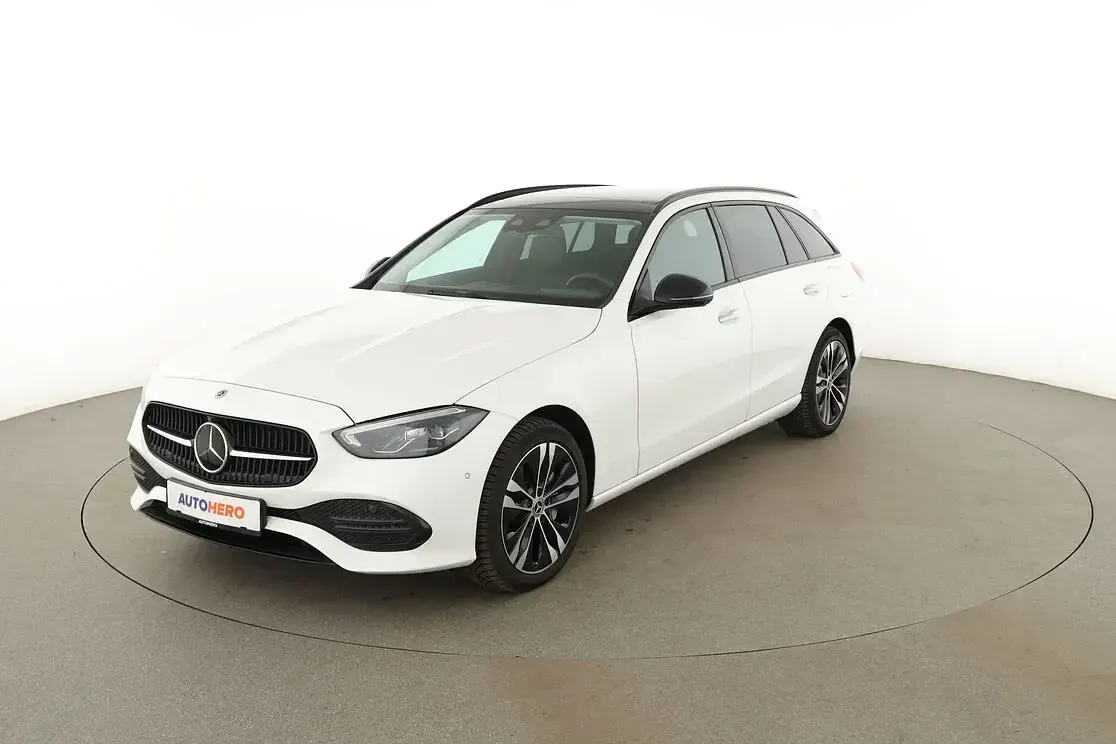 Gebraucht Mercedes C300e 129 PS (94 kW) 2022 Kombi