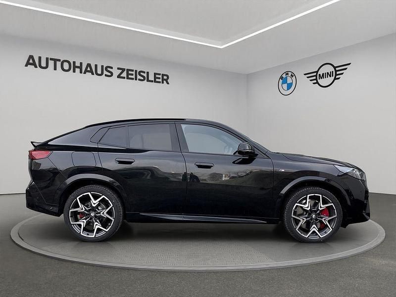 Neu BMW X2 Performance 170 PS (125 kW) 2025 Saphirschwarz SUV