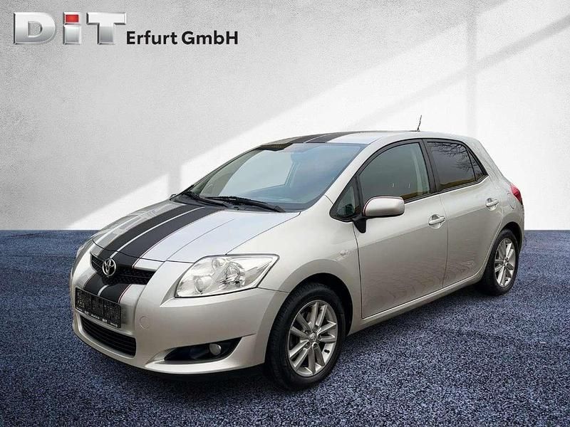 Silver metallic Gebraucht 2008 Toyota Auris Team Limousine | 4.890 € (Etwas zu teuer) - Bild 1/4