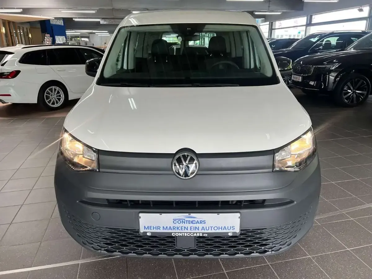 Gebraucht VW Caddy 122 PS (89 kW) 2023 Candyweiss Van / Kleinbus