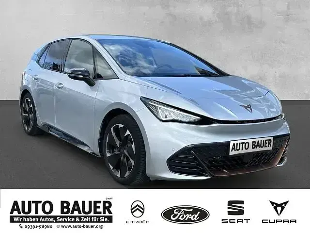 Second-hand Cupra Born 150 kW (204 CP) 2024 Argintiu Hatchback