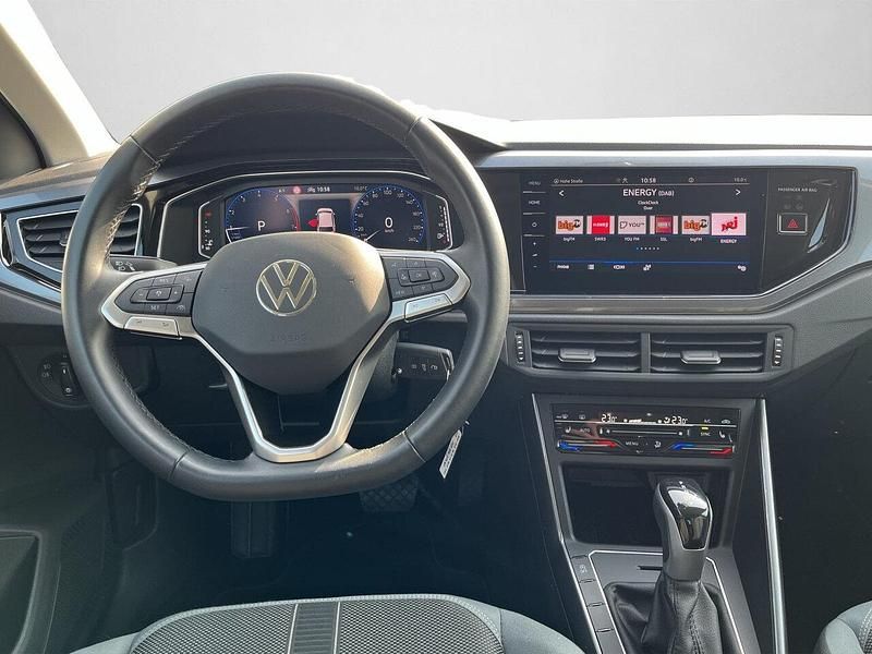 Gebraucht VW Polo Style 95 PS (69 kW) 2024 Reflexsilber metallic (metallic) Kleinwagen