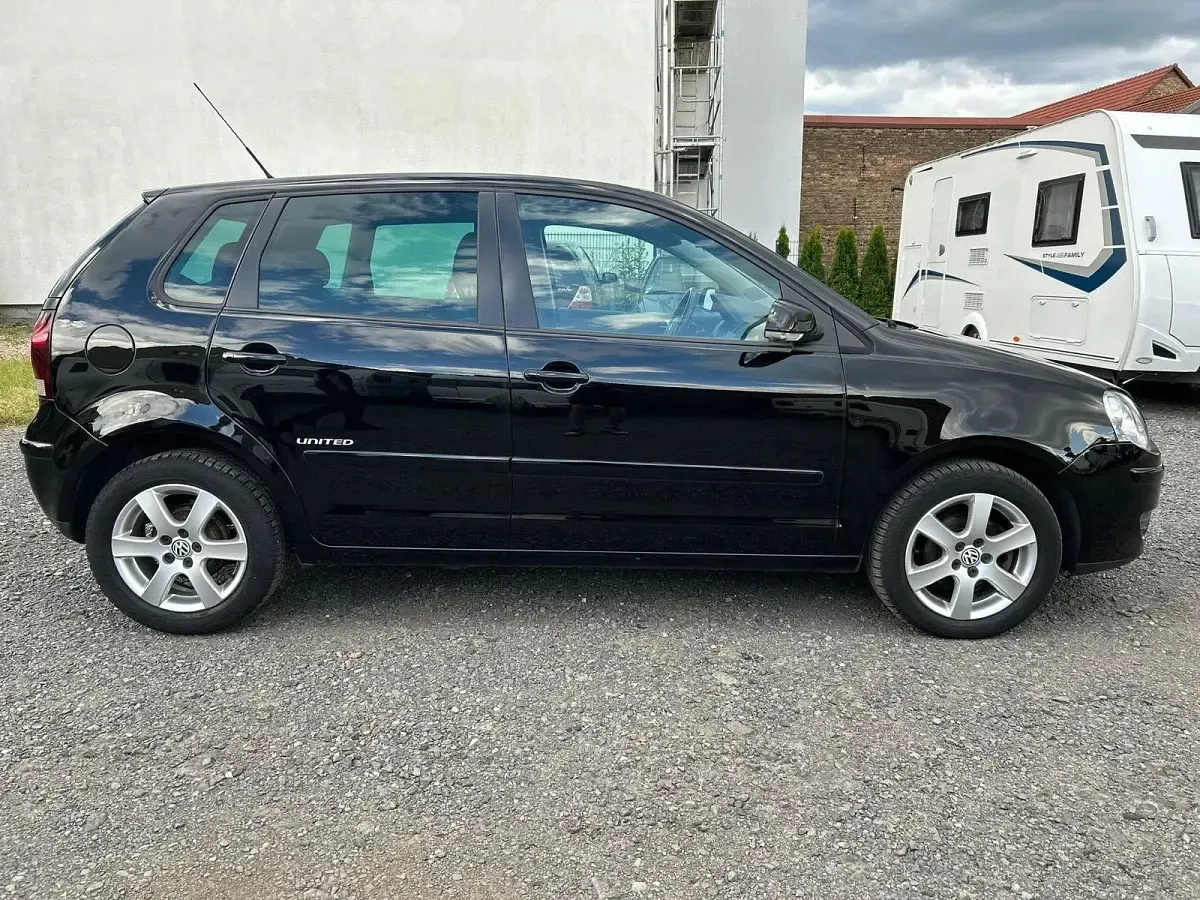 Gebraucht VW Polo 70 PS (51 kW) 2008 Schwarz Kleinwagen