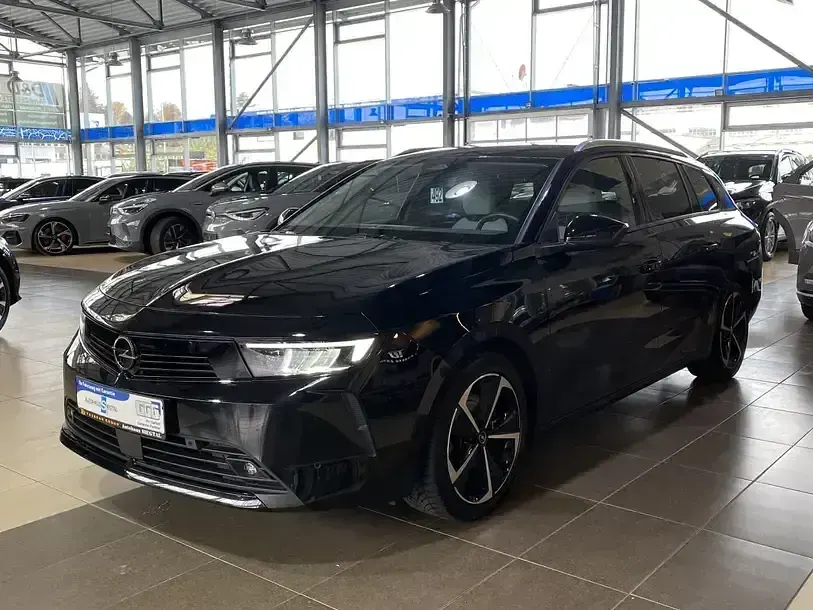 Gebraucht Opel Astra Elegance 131 PS (96 kW) 2024 Schwarz Kleinwagen