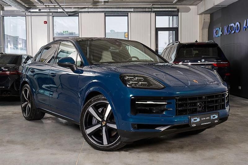 Blau Gebraucht 2024 Porsche Cayenne Coupe Coupé | 102.950 € (Superpreis) - Bild 1/4