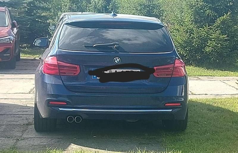 Gebraucht BMW 330 Luxury Line 286 PS (210 kW) 2015 Blau Kombi