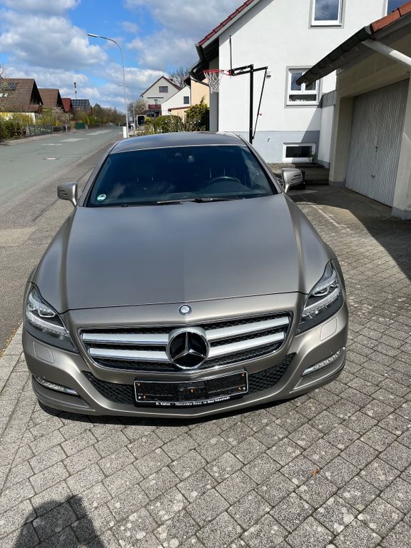 Gebraucht Mercedes CLS350 Edition 265 PS (194 kW) 2011 Gold Coupé