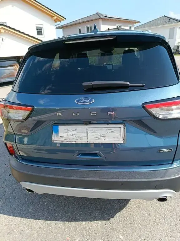 Gebraucht Ford Kuga Titanium 224 PS (164 kW) 2022 Blau SUV