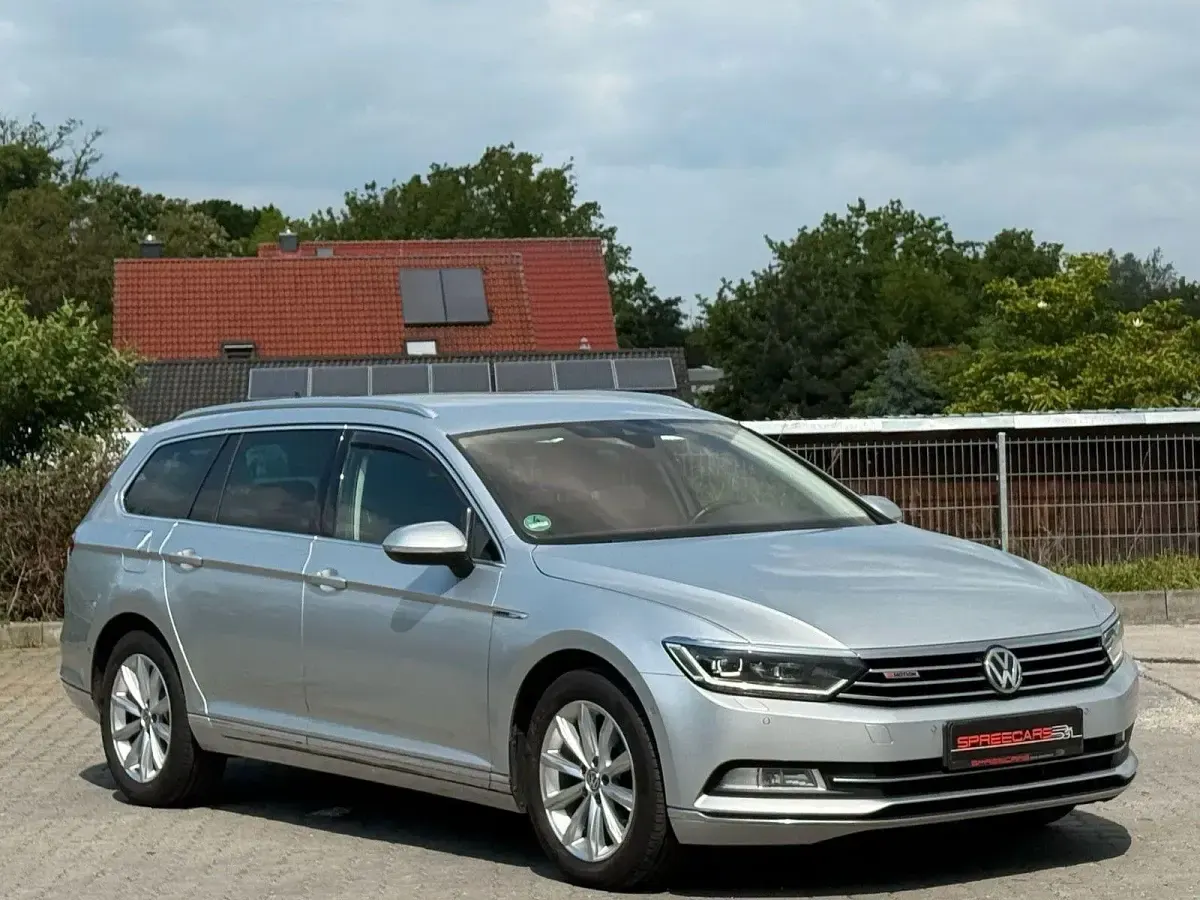 Gebraucht VW Passat Highline 190 PS (139 kW) 2018 Silber Kombi