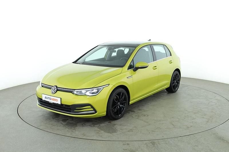 Gelb Gebraucht 2020 VW Golf VIII Style Limousine | 20.600 € (Guter Preis) - Bild 1/3