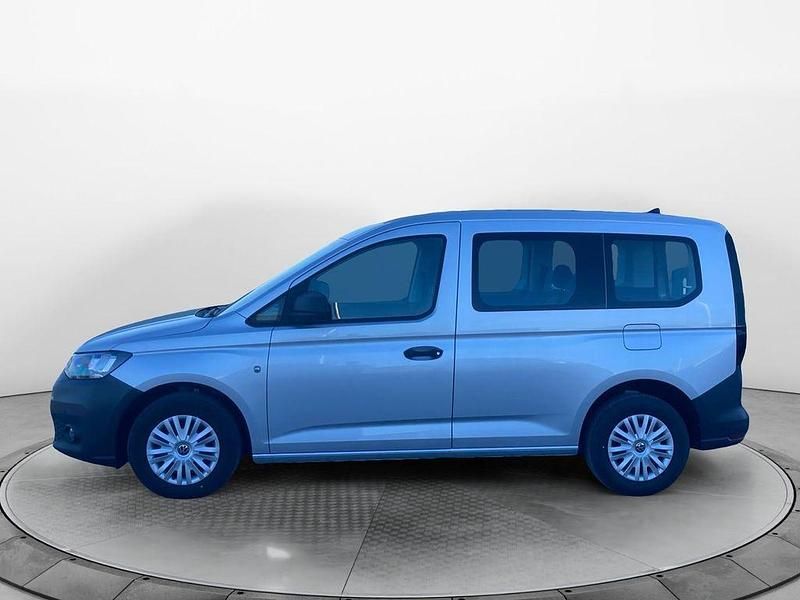 Second-hand VW Caddy Basis 103 CP (75 kW) 2022 Argintiu Monovolum