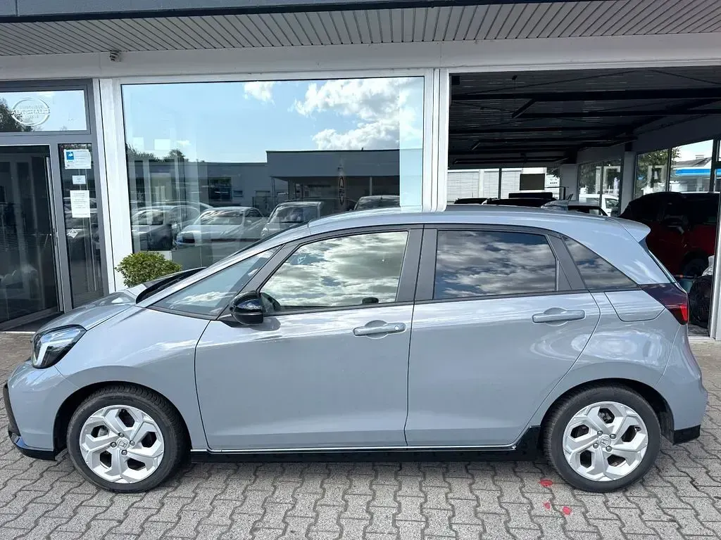 Gebraucht Honda Jazz Advance 107 PS (78 kW) 2024 Grau Kleinwagen
