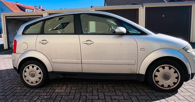 Gebraucht Audi A2 75 PS (55 kW) 2004 Silber Kleinwagen