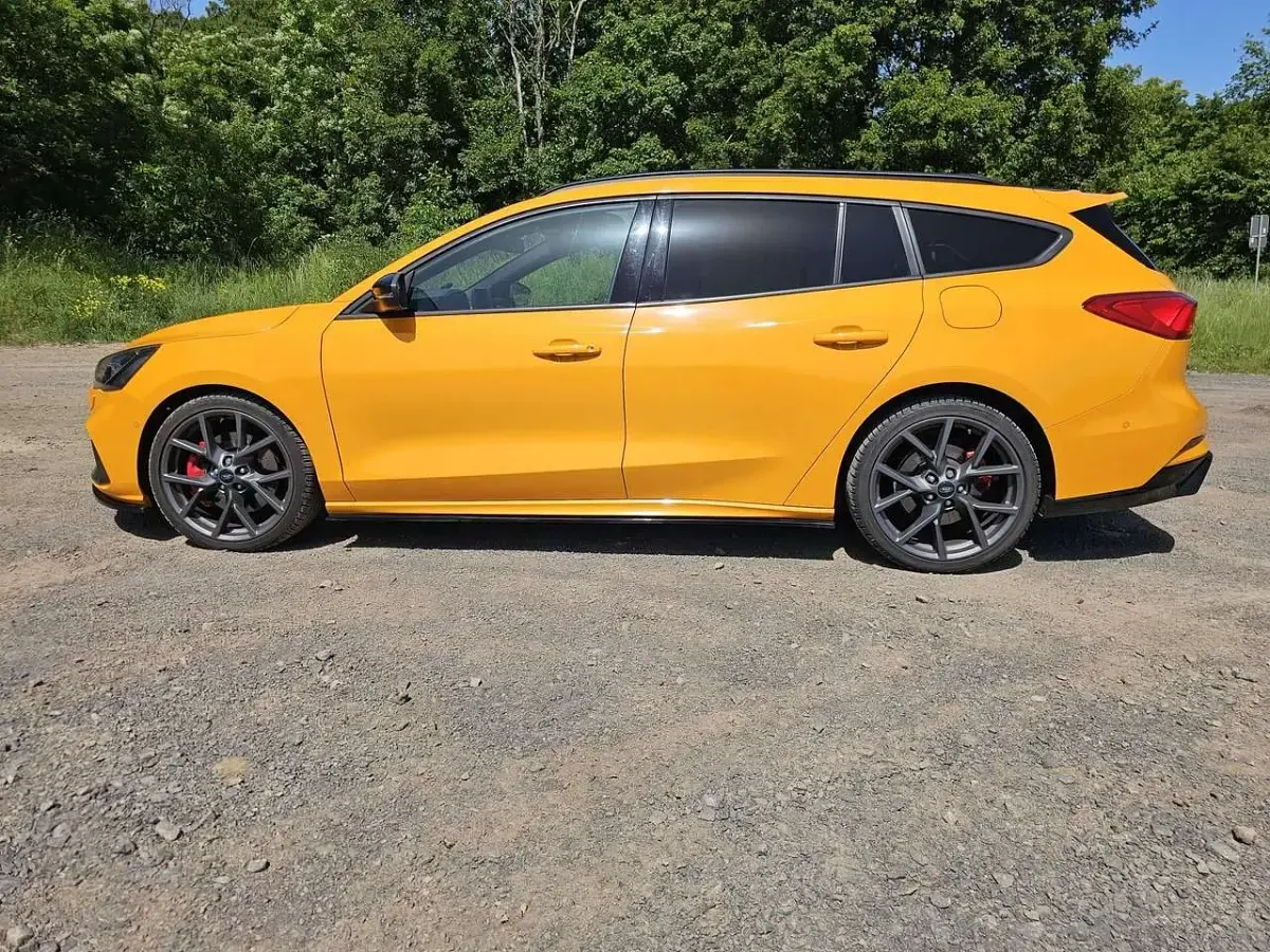 Gebraucht Ford Focus S 280 PS (205 kW) 2020 Orange Kombi