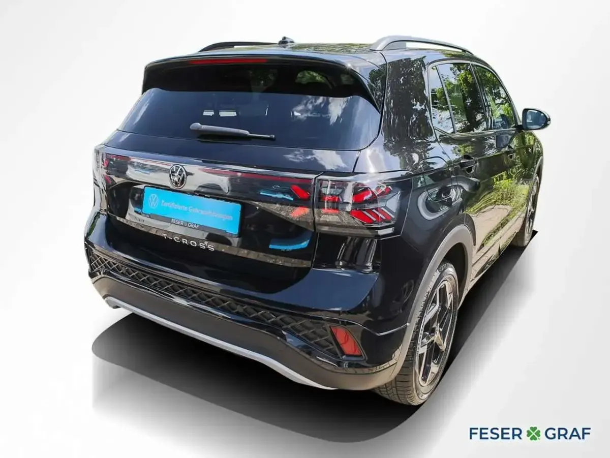 Gebraucht VW T-Cross R-line 150 PS (110 kW) 2025 Deep black perleffekt SUV
