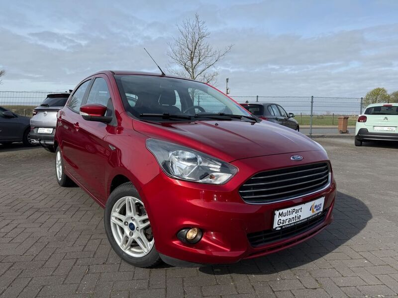 Rot Gebraucht 2016 Ford Ka Plus Cool & Sound Edition Kleinwagen | 8.800 € (Fairer Preis) - Bild 1/4