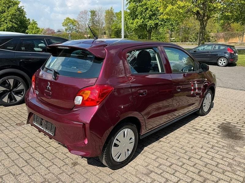 Gebraucht Mitsubishi Space Star Select 71 PS (52 kW) 2023 Rot Kleinwagen