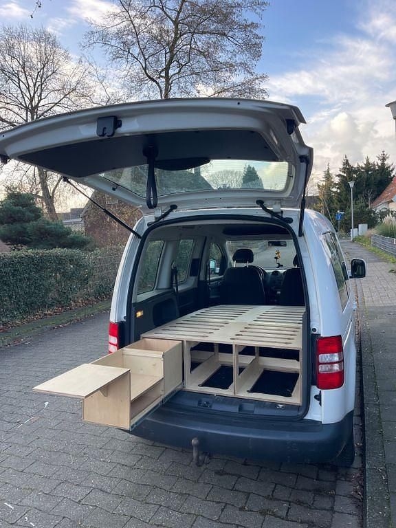 Weiß Gebraucht 2013 VW Caddy Trendline Van / Kleinbus | 8.500 € (Fairer Preis) - Bild 1/4