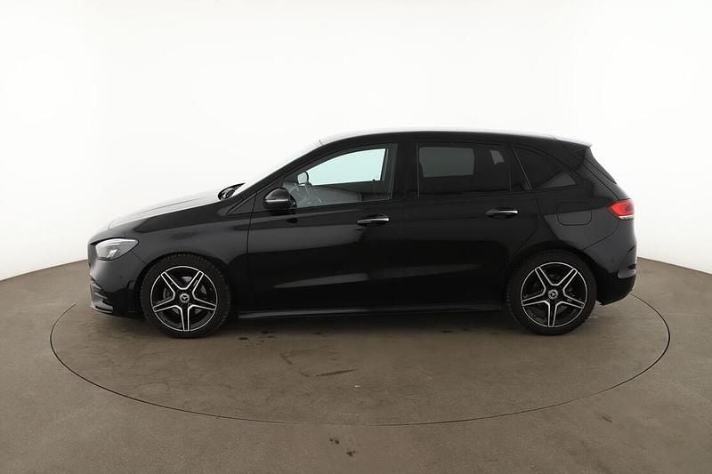 Gebraucht Mercedes B200 AMG line 150 PS (110 kW) 2023 Schwarz Van / Kleinbus
