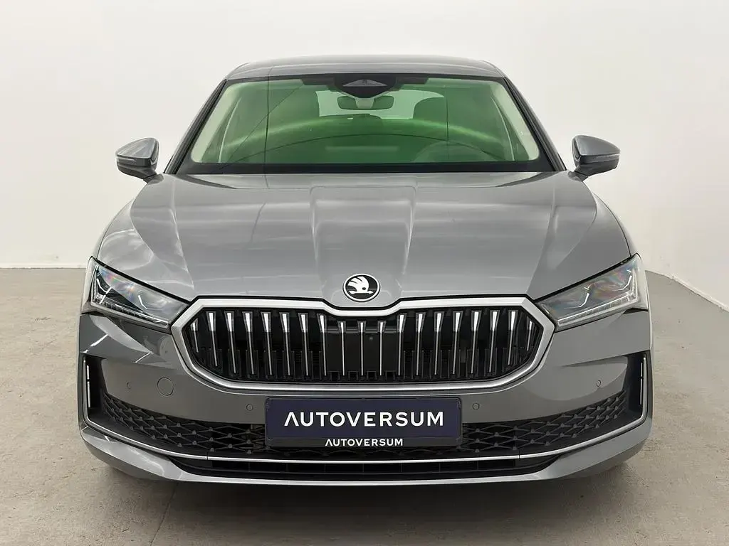 Gebraucht Skoda Superb 204 PS (150 kW) 2025 Grau Limousine