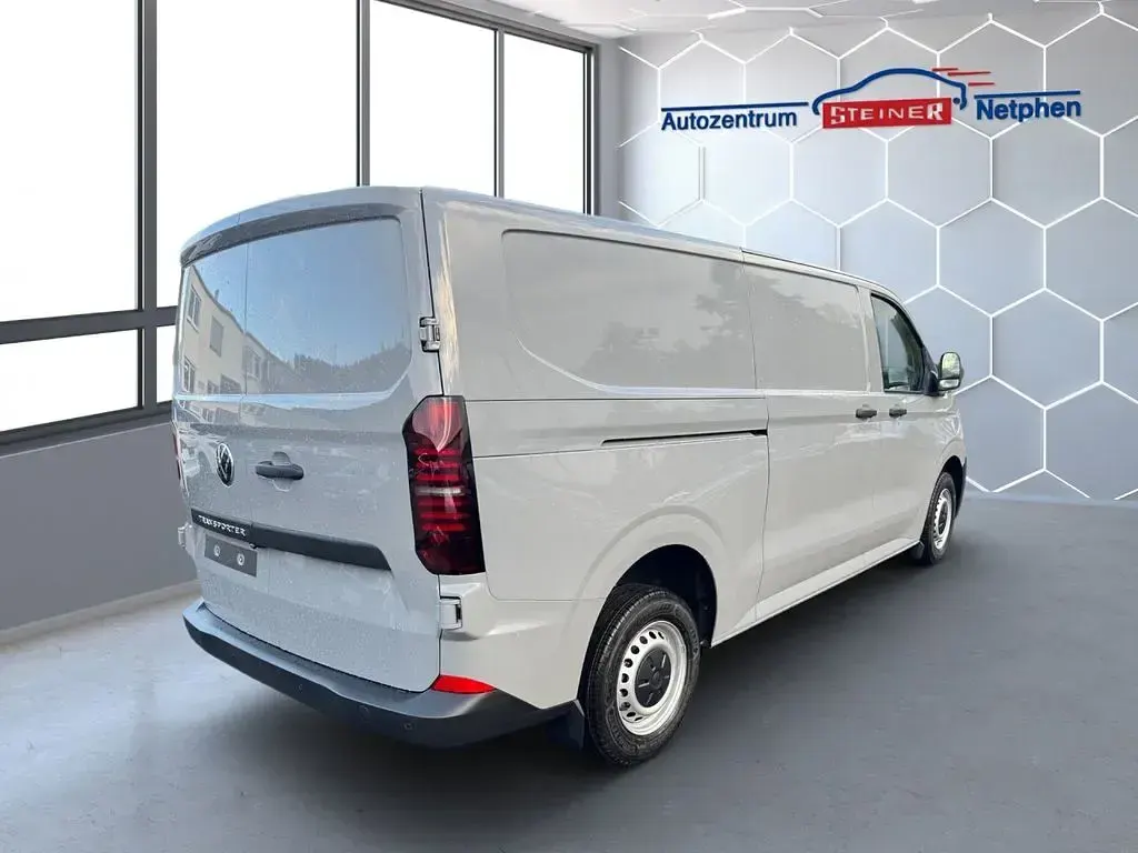 Nouvelle VW Transporter 150 ch (110 kW) 2026 Gris Van